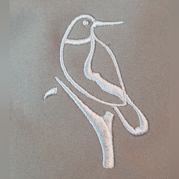 NWOT CLIQUE Vest, Zipper Closure with Pockets, Embroidered Bird Detail, Medium - Picture 6 of 13